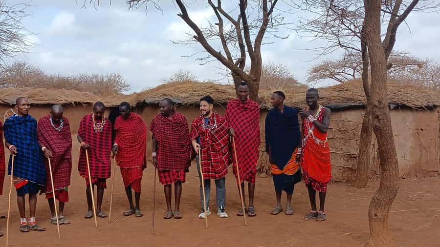 Nairobi: Masai Village Day Tour with Local Guide - Getting ready for the heat and walking