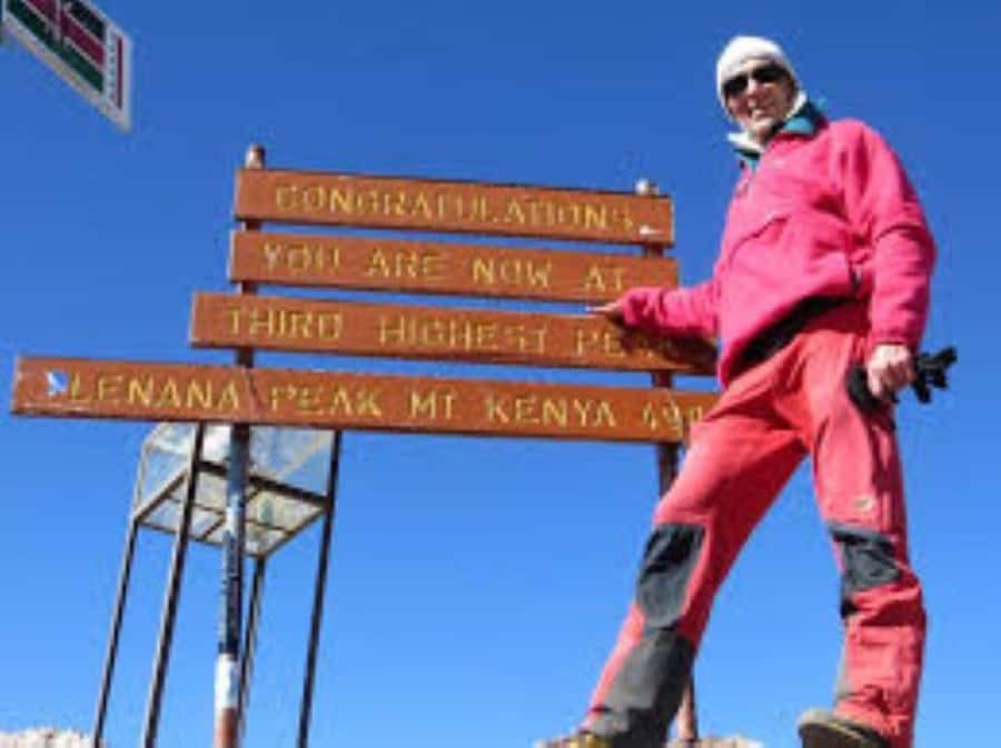 Nairobi: Mount Kenya Day Hike with Lunch - Lunch at altitude, with a backup plan