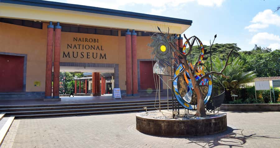 Nairobi: Museum, KICC, Giraffe Centre & Bomas of Kenya Tour - Traditional music and dance at Bomas of Kenya