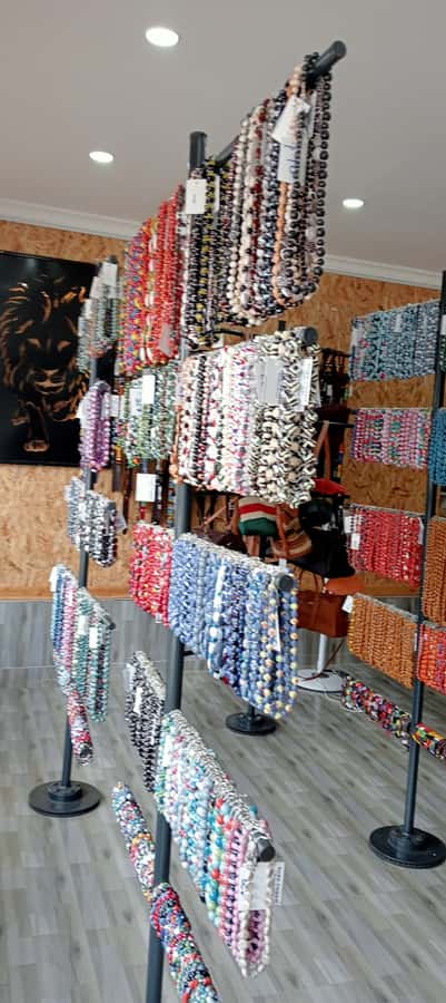 Nairobi: National Park, Elephant Orphanage, & Giraffe Centre - Kazuri and Kobe beadwork after the wildlife stops