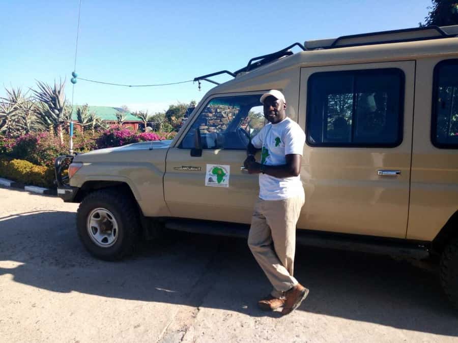 Nairobi National Park, Elephants, Giraffes & Bomas Day Trip - FAQ
