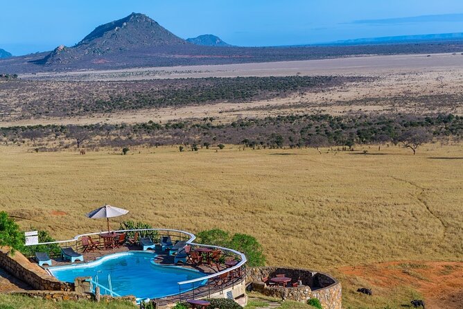 Overnight Safari to Tsavo East with Pick Up From Mombasa - Who will get the most from this safari