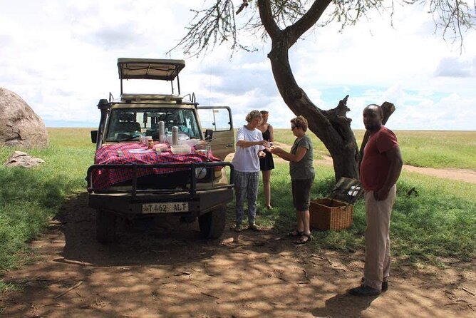 Private 5 Day Kenya Safari in Mara Lake Naivasha and Amboseli - Key points at a glance