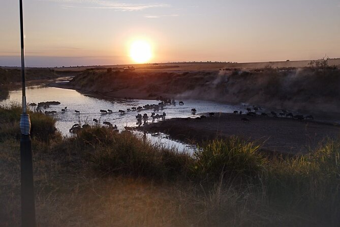 Private 5 Day Maasai Mara with Lake Nakuru and Lake Naivasha Tour - Day 5: Hell’s Gate before Nairobi