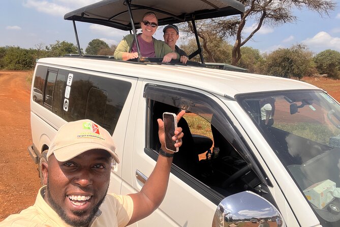Safari In Nairobi Kenya National Park Half day Tour - Animals you might see