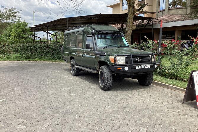 Safari in Tsavo and Amboseli for 5 Days and 4 Nights - What the $1,000 price really covers
