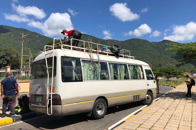 Safe Private Airport transfer in Nairobi - Door-to-door help at the hotel