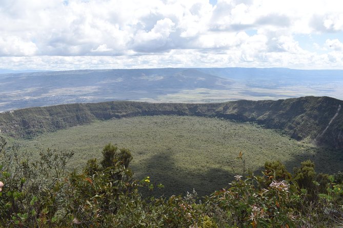The Great Rift Valley Tour - L Bogoria, L Nakuru, L Naivasha and Hellsgate NP - Hellsgate National Park by bicycle