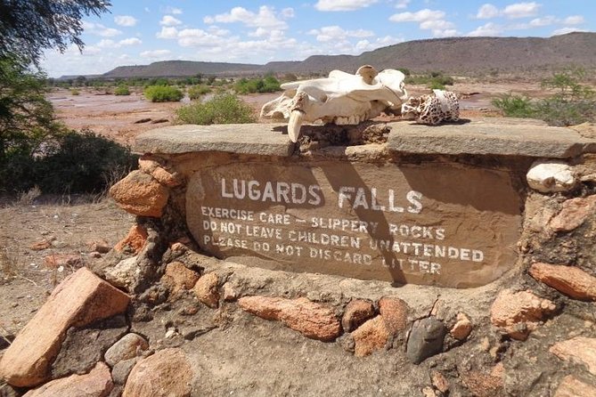 Tsavo East 1 Day Safari, Beach To Beach In 4wd Jeep - Lunch at a restaurant inside the park