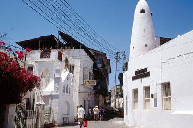 Visit to Fort Jesus and the Old Town of Mombasa - Old Town lanes and the view toward the old port