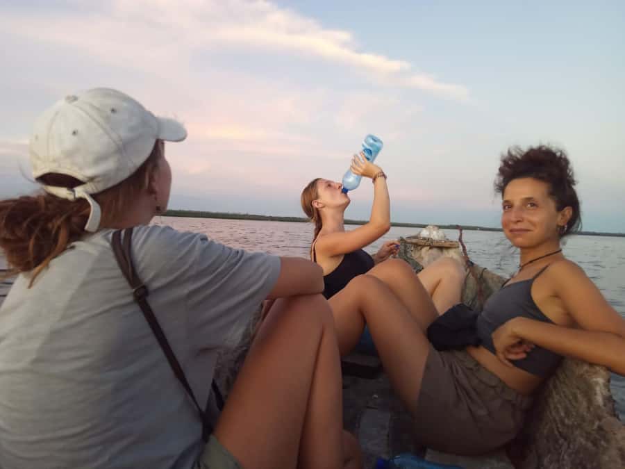 Watamu: Sunset Mangrove Canoe Tour with Coconut Drink - Looking for mudskippers, frogfish, and oysters